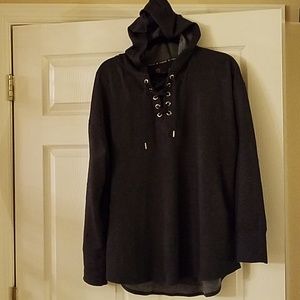 Huddy blouse like new